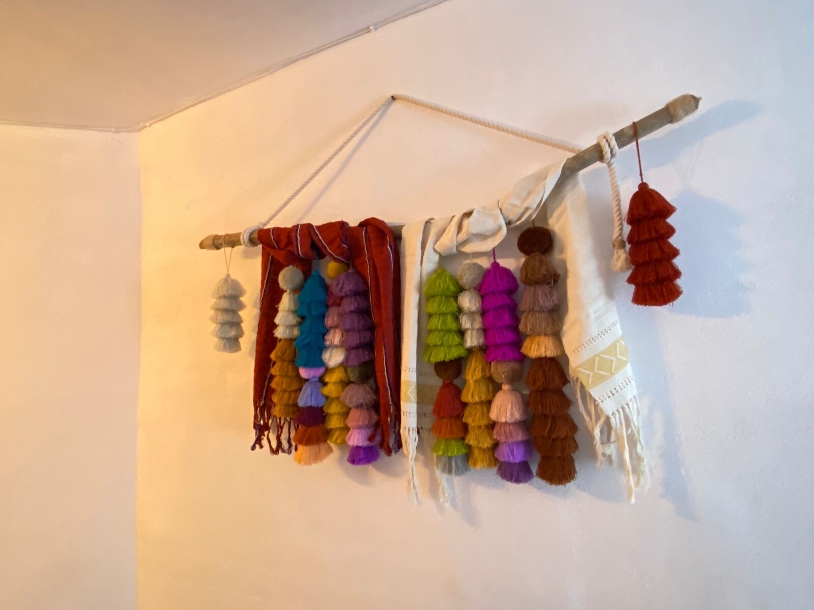 Suites Del Barrio Hotel