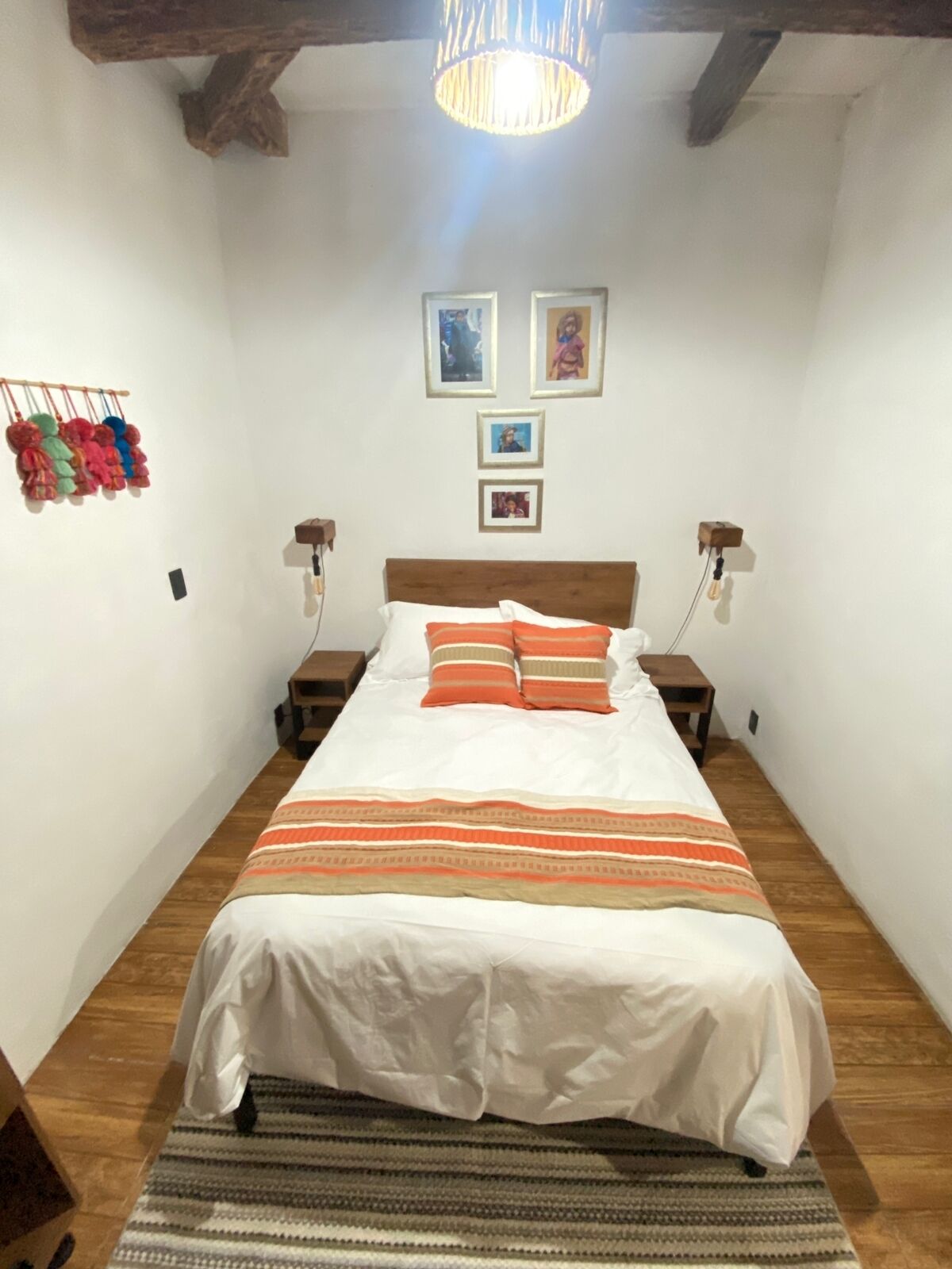 Suites Del Barrio Hotel