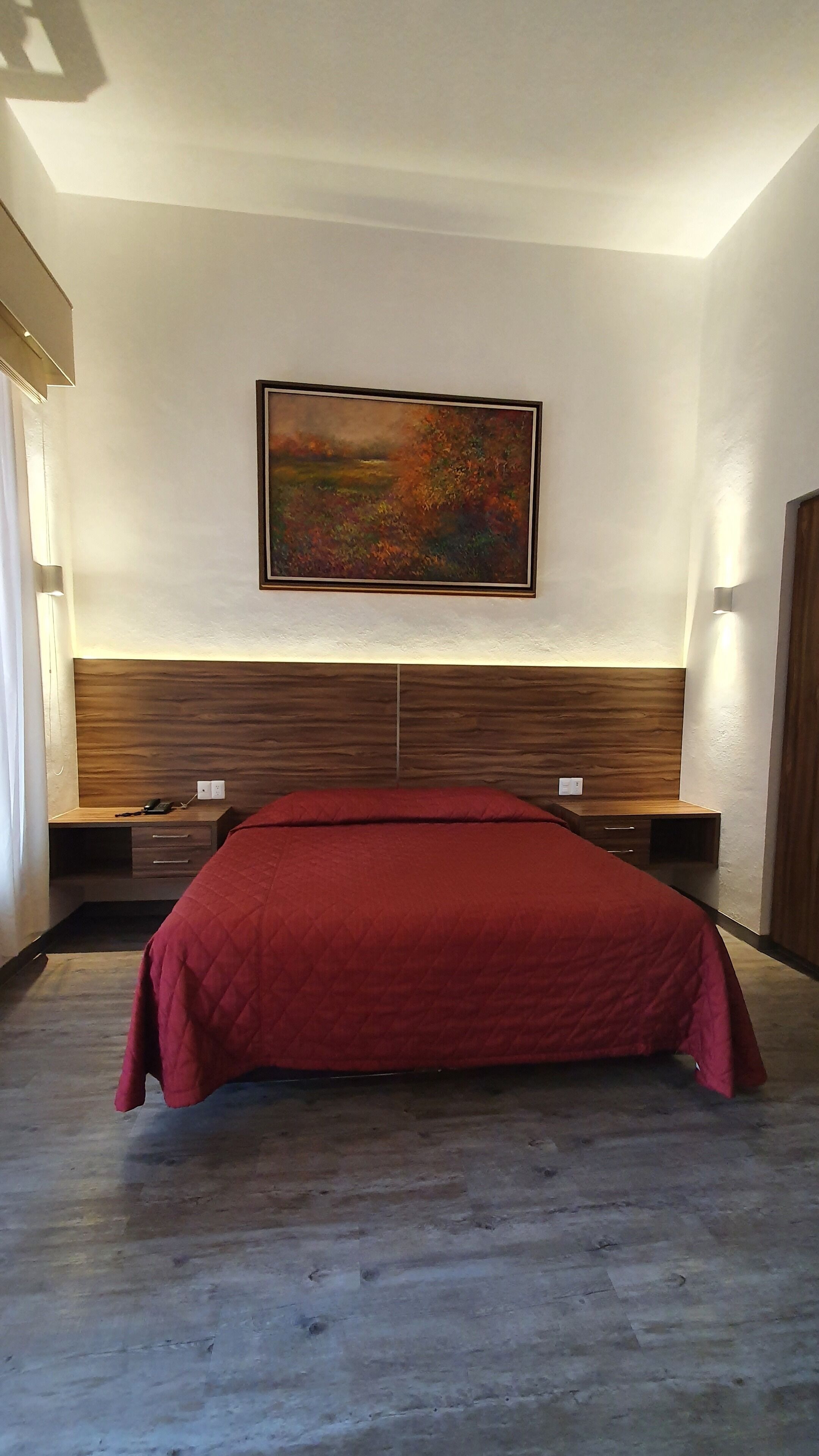 El Diezmo Hotel