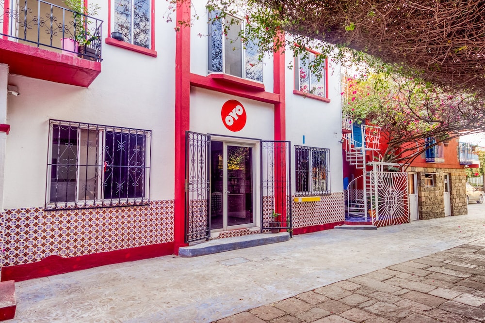 Hotel Posada Bugambilias by OYO Rooms