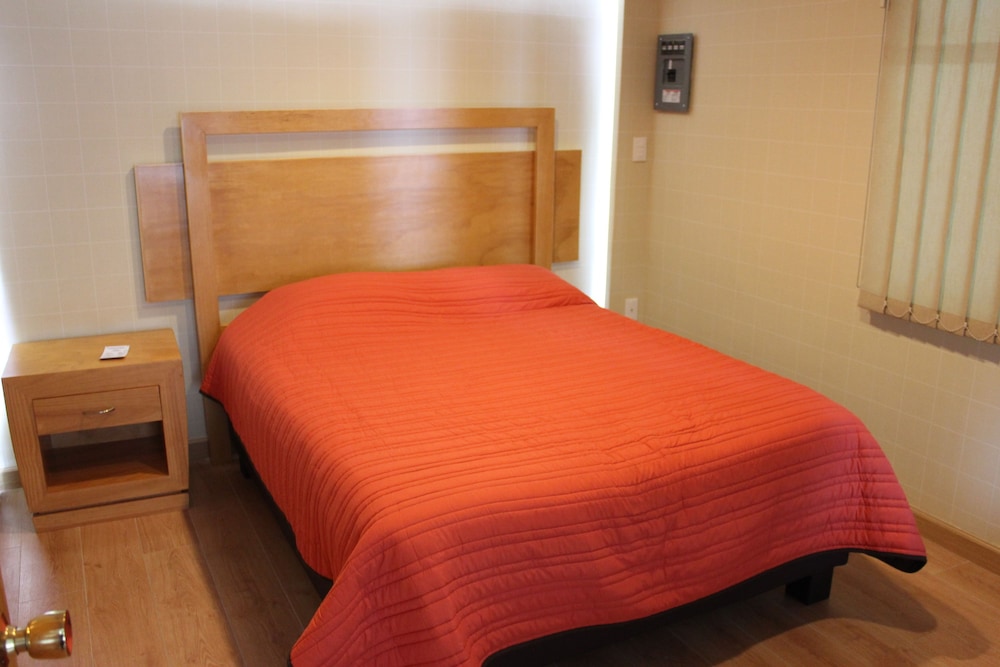 Hotel Suites Victoria