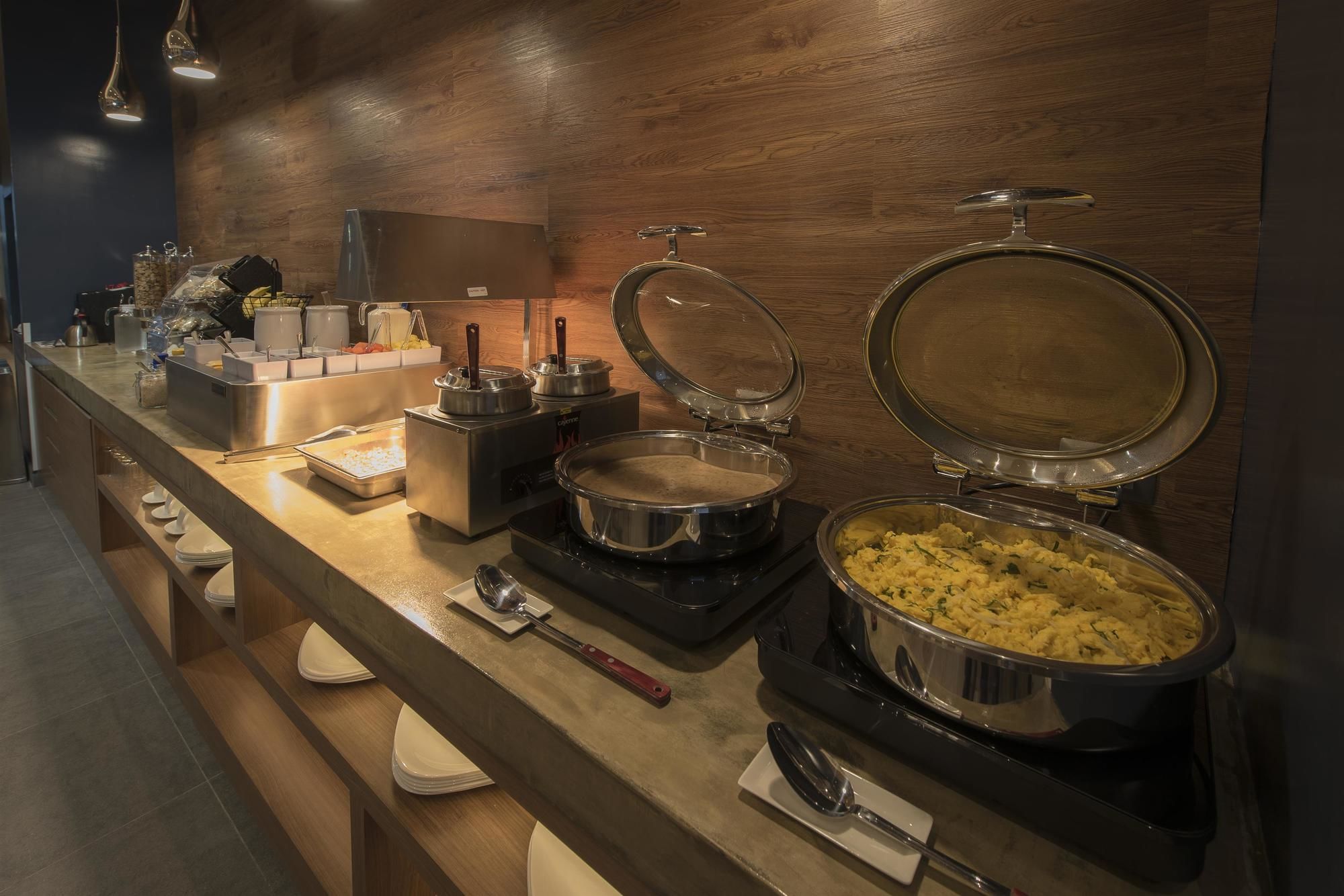 Microtel Inn & Suites by Wyndham San Luis Potosi