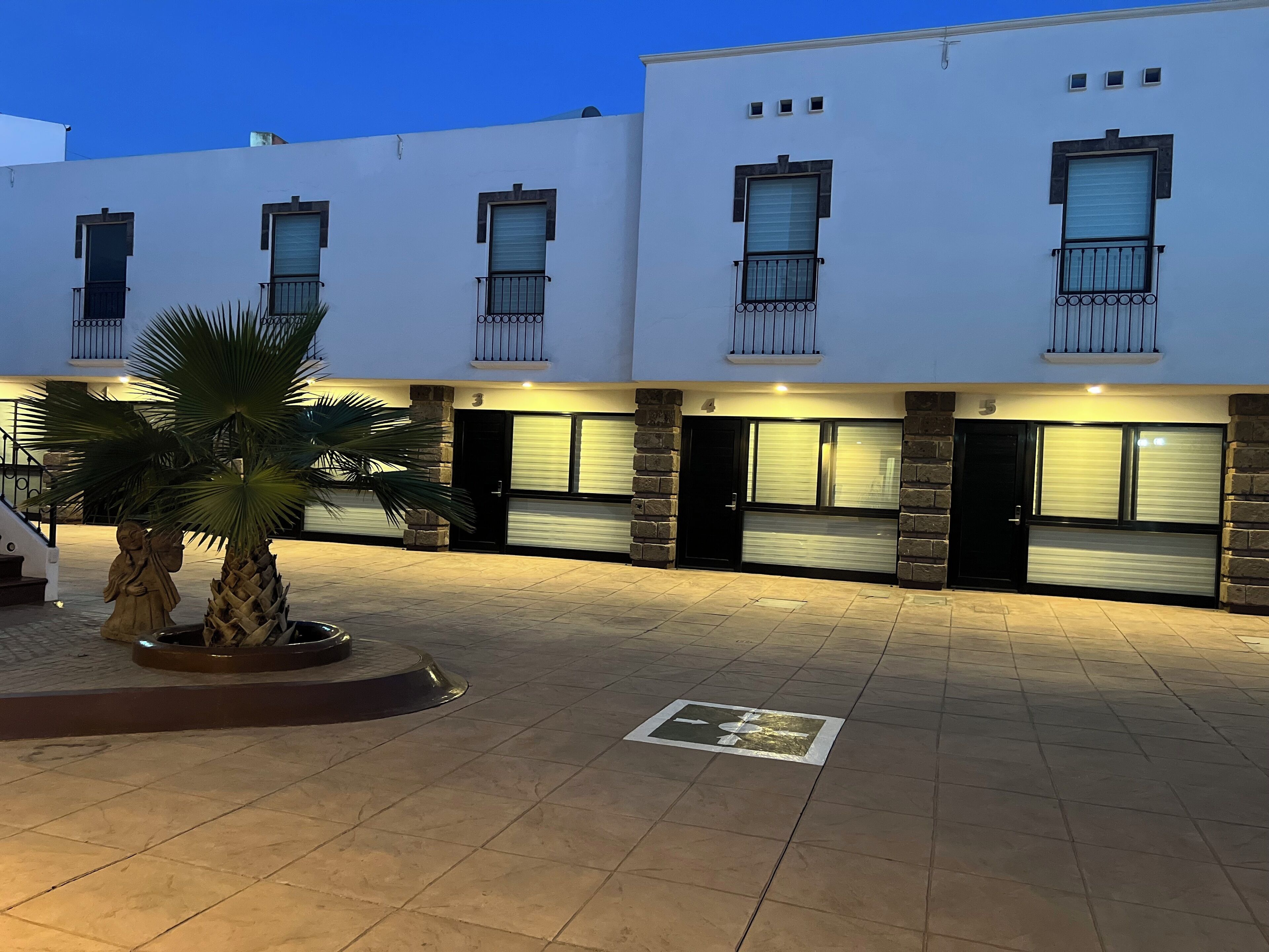 Qa Hotel
