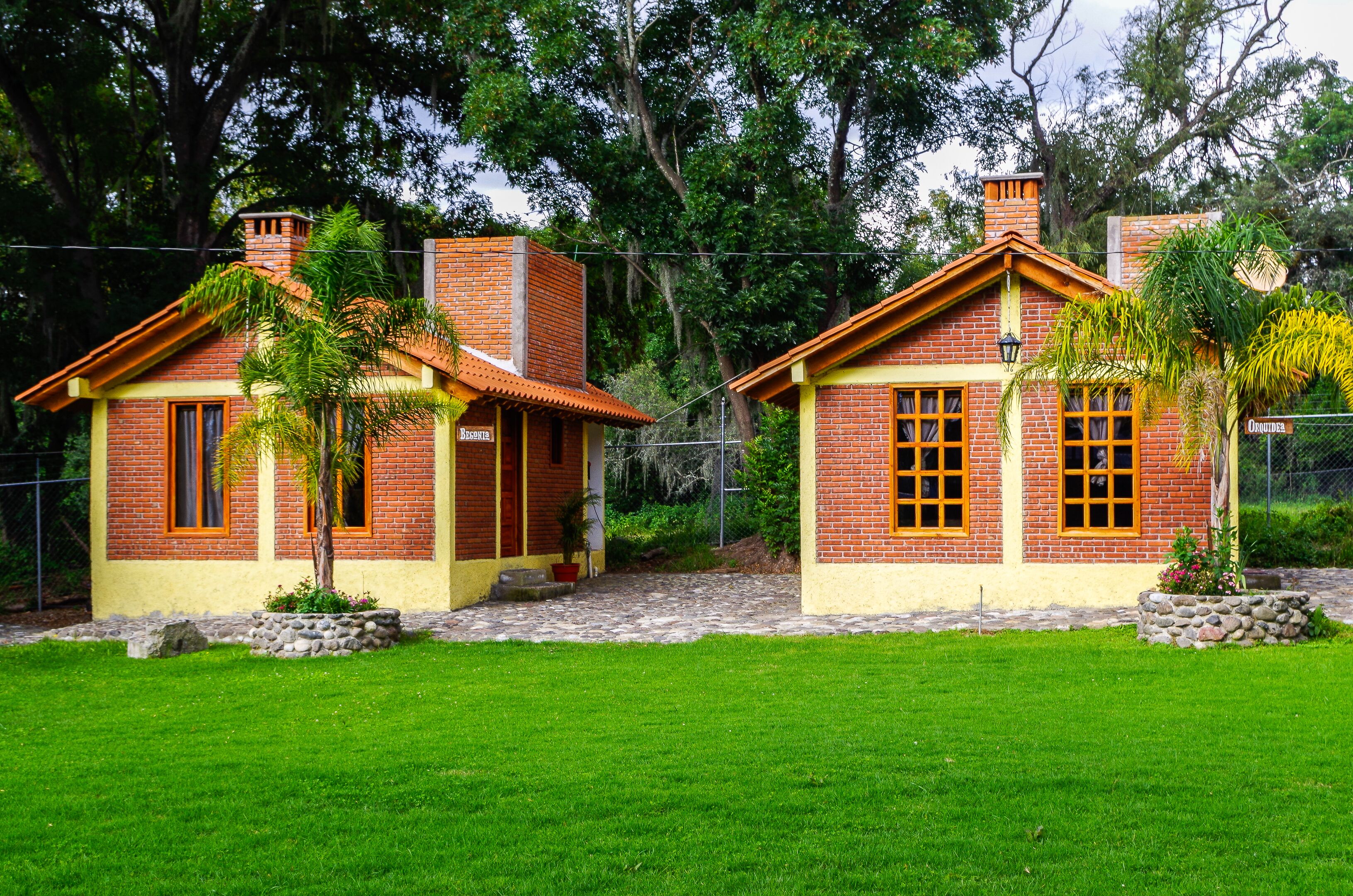 Cabañas Del Bosque by Rotamundos