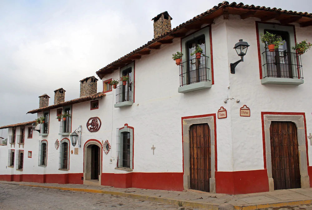 Casona De Manzano B&B