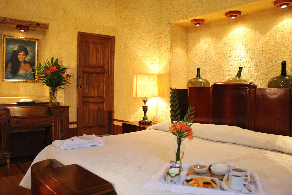 Casona De Manzano B&B