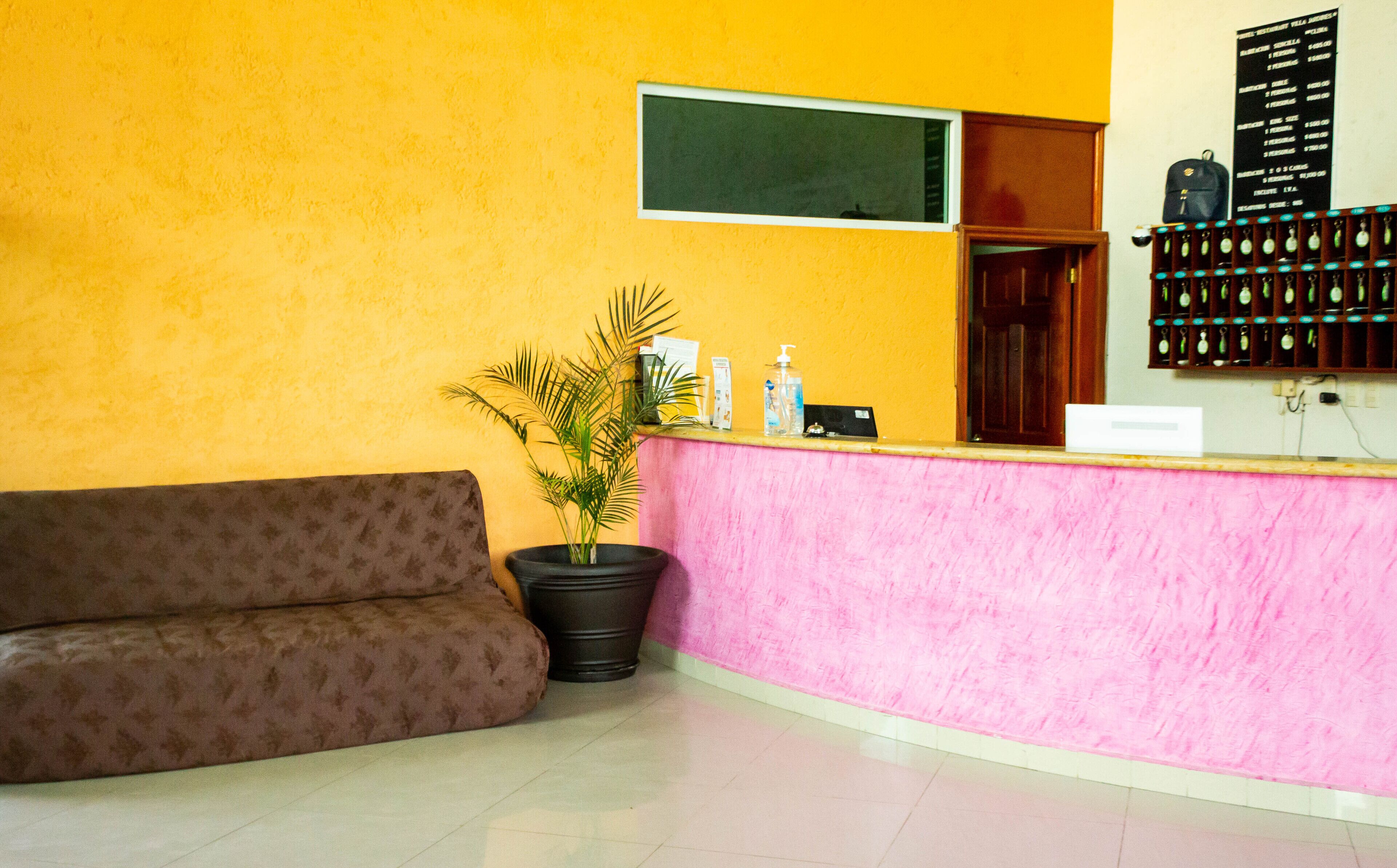Hotel Villa Jardines