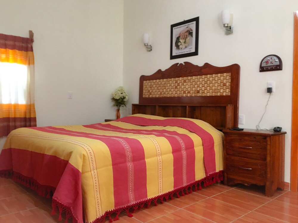 Casa De Huespedes Elim