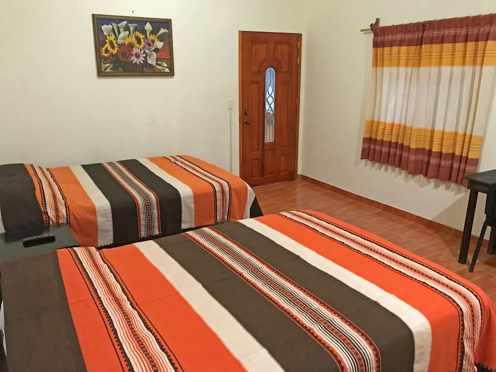 Casa De Huespedes Elim
