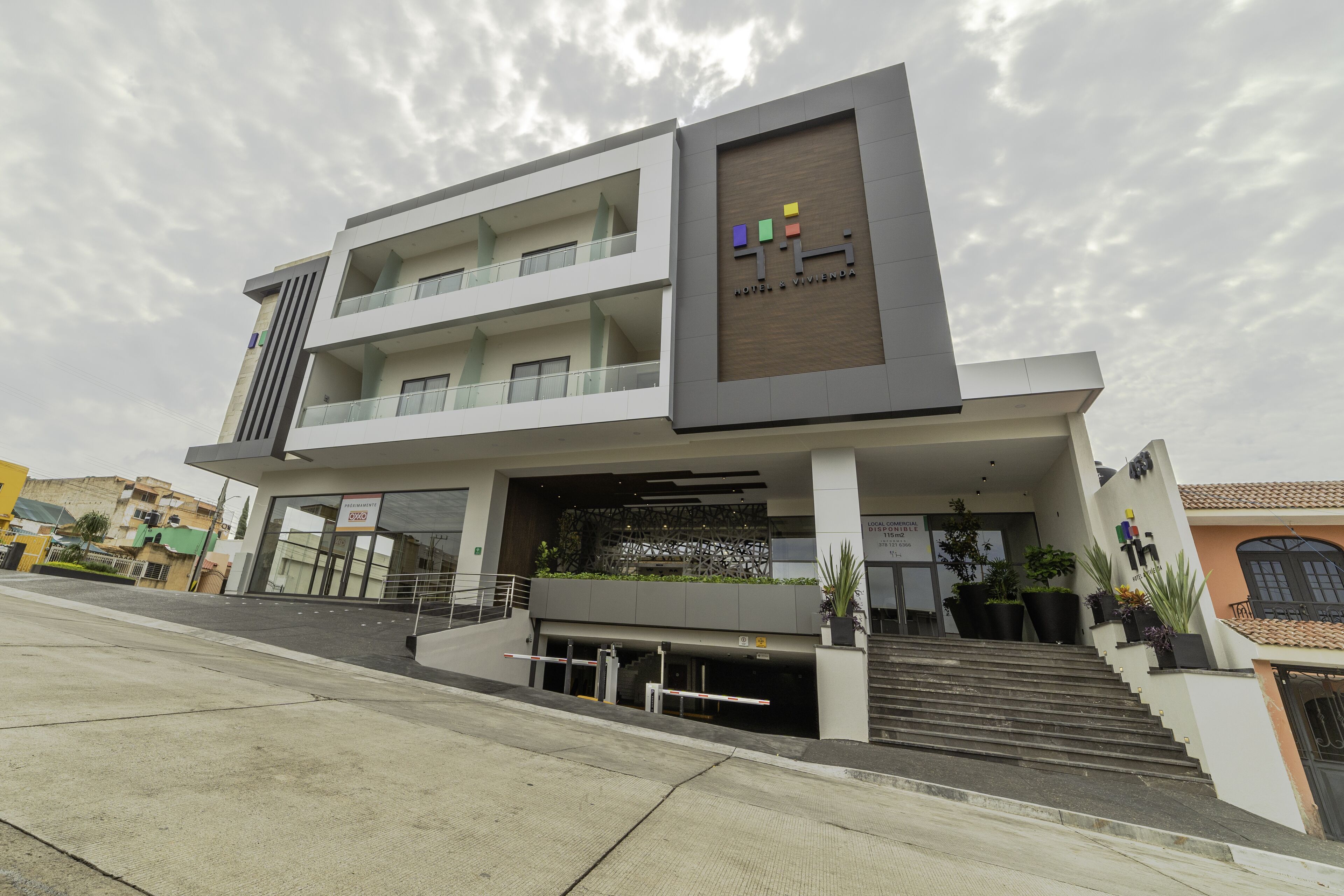 Th Hotel & Vivienda