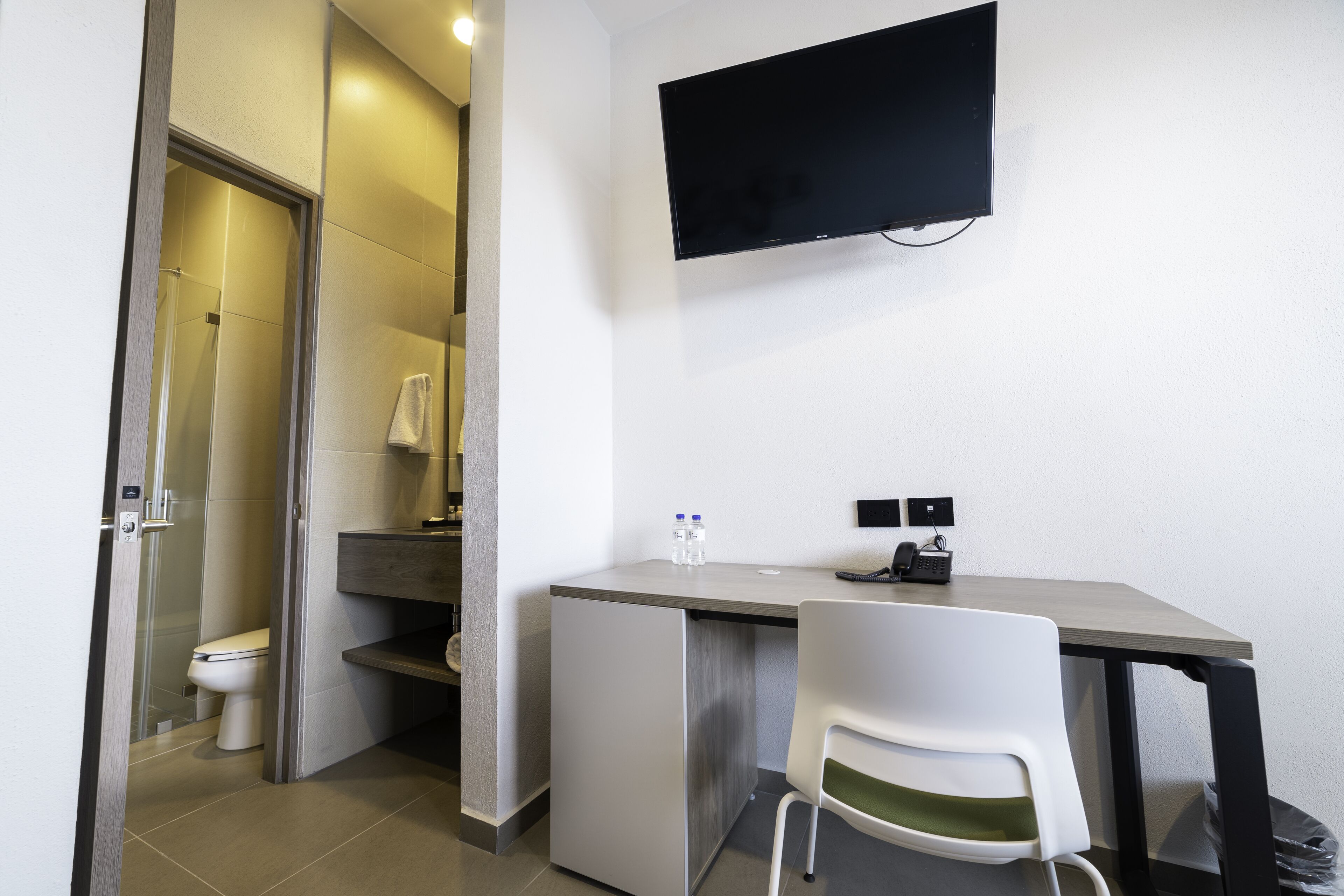 Th Hotel & Vivienda