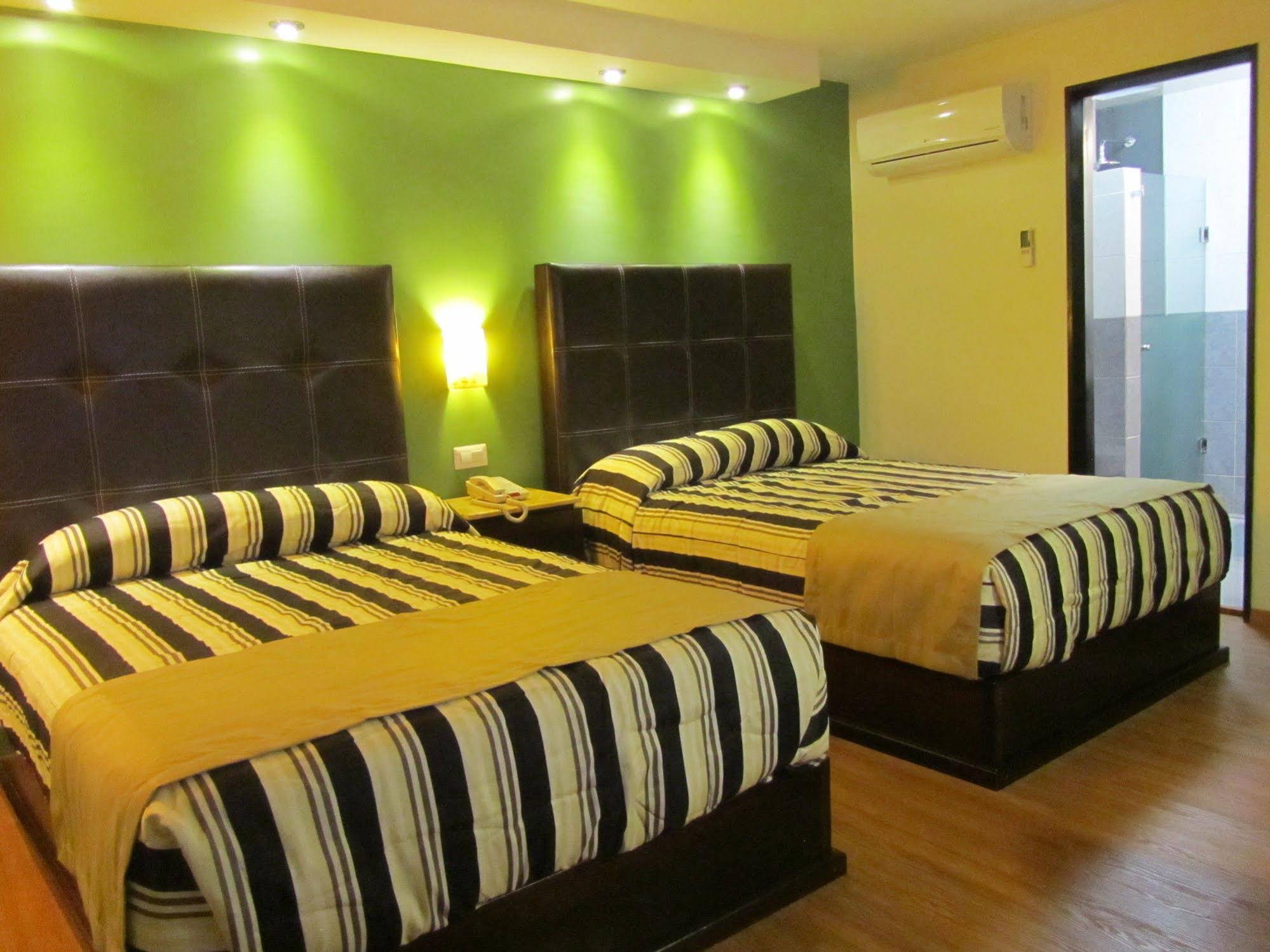 Hotel Colonial