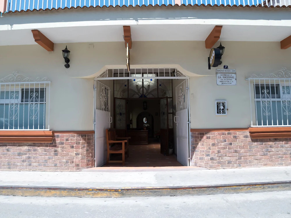 Hotel Estancia Carmelita