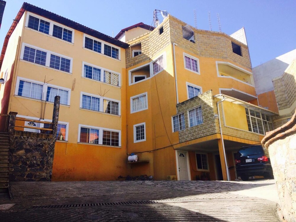 Hotel Suites Tlatlauquitepec