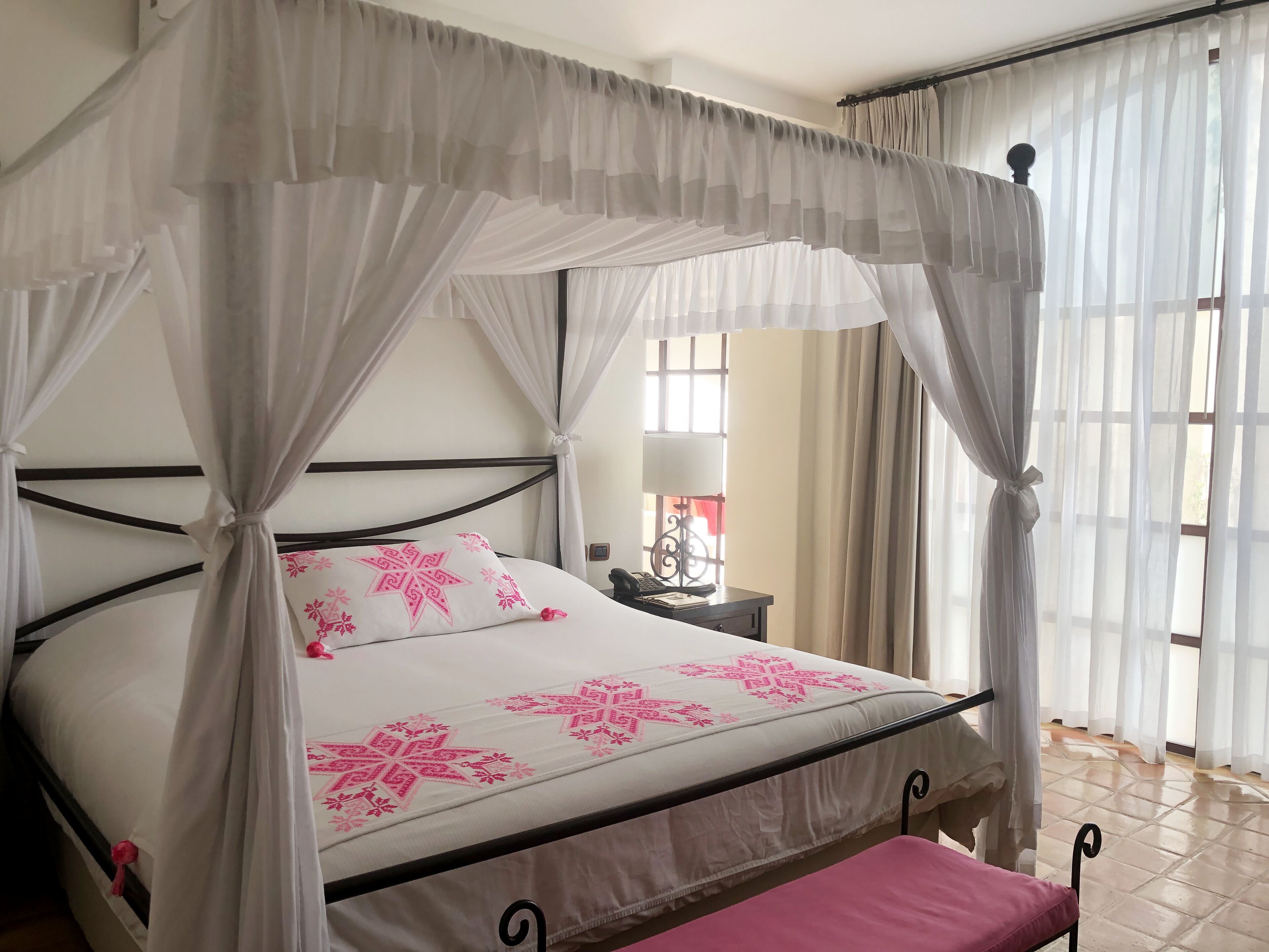 Guaycura Boutique Hotel, Beach Club & Spa