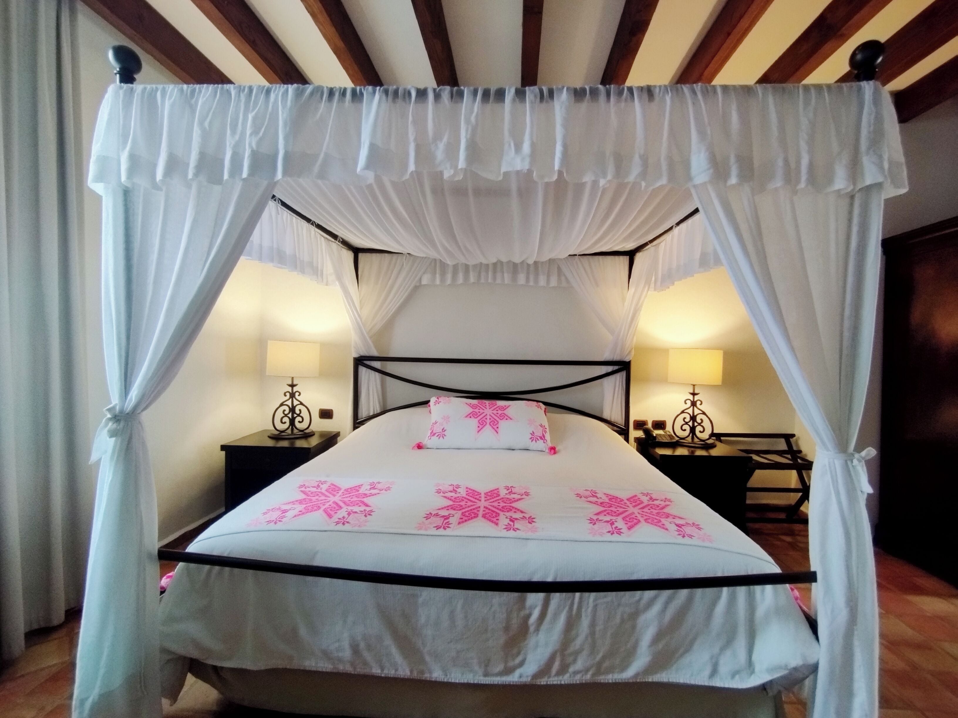 Guaycura Boutique Hotel, Beach Club & Spa