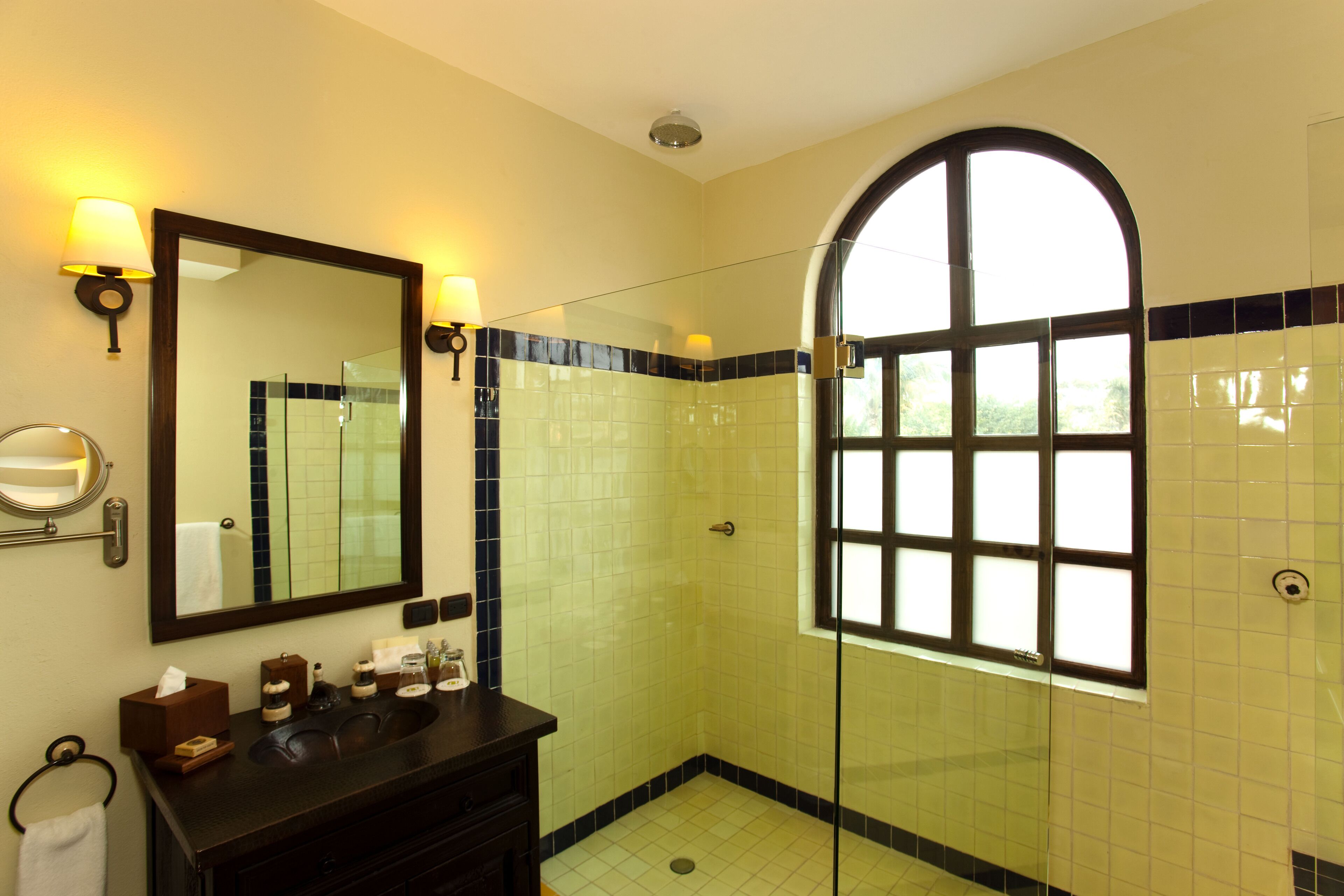 Guaycura Boutique Hotel, Beach Club & Spa