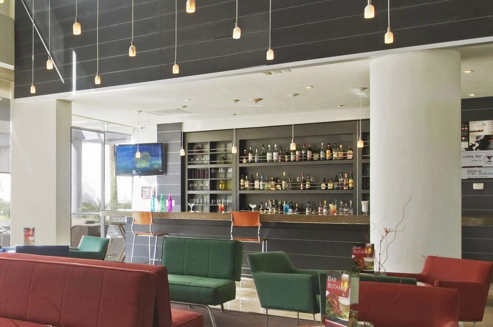 Fiesta Inn Torreón Galerias