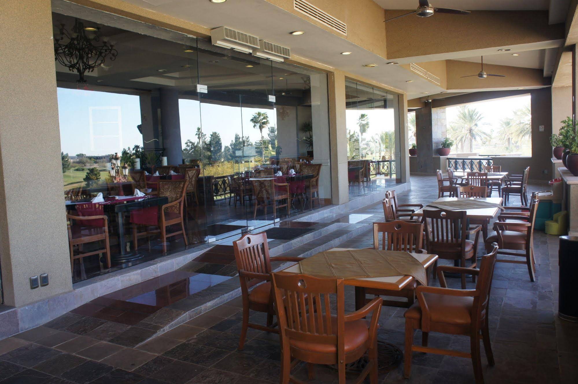 Hotel Azul Talavera Country Club