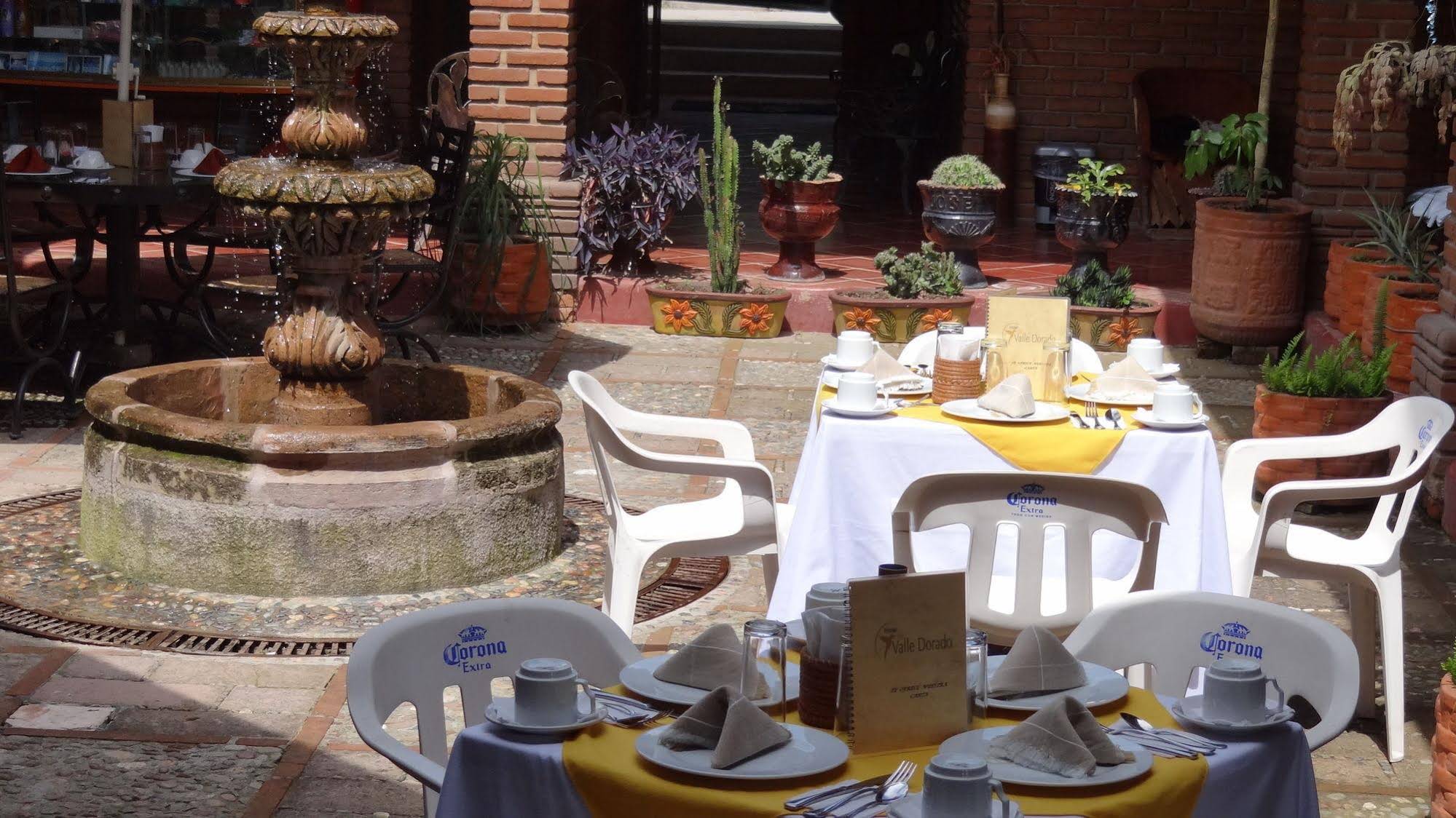Hotel Valle Dorado