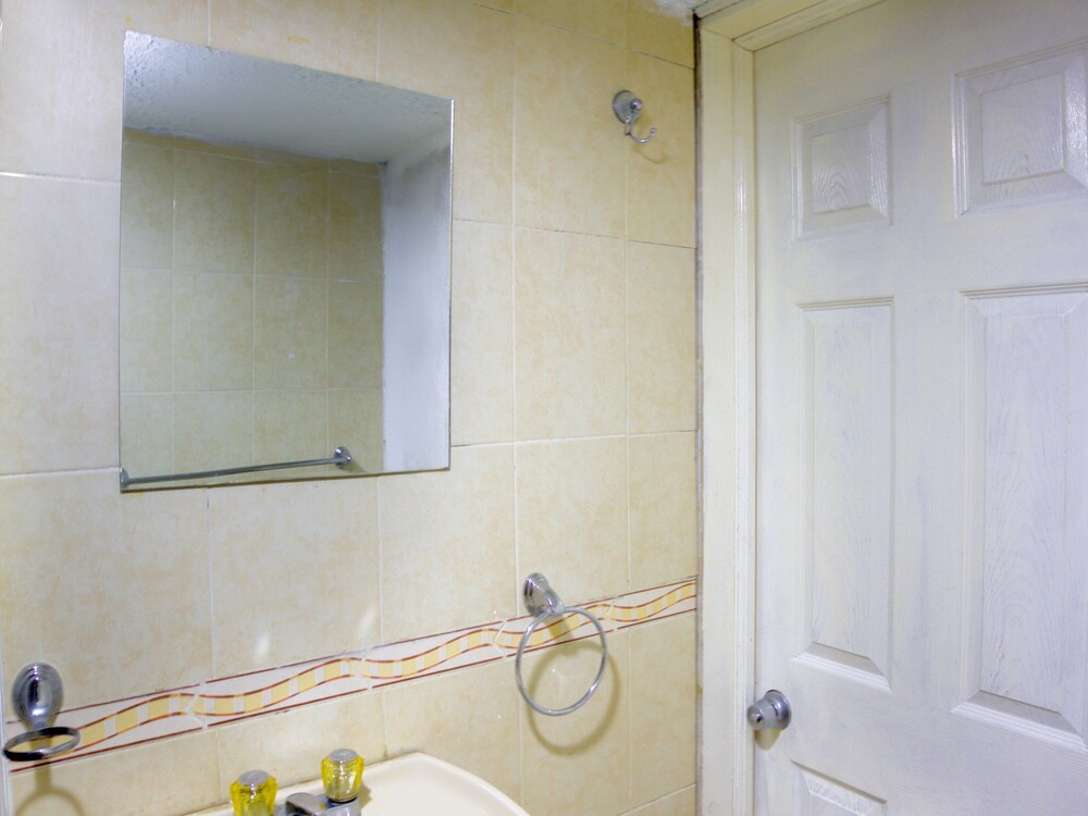 Hotel Del Centro by OYO Rooms