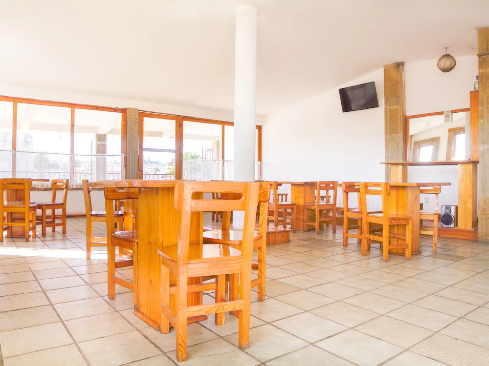 Hotel Del Centro by OYO Rooms