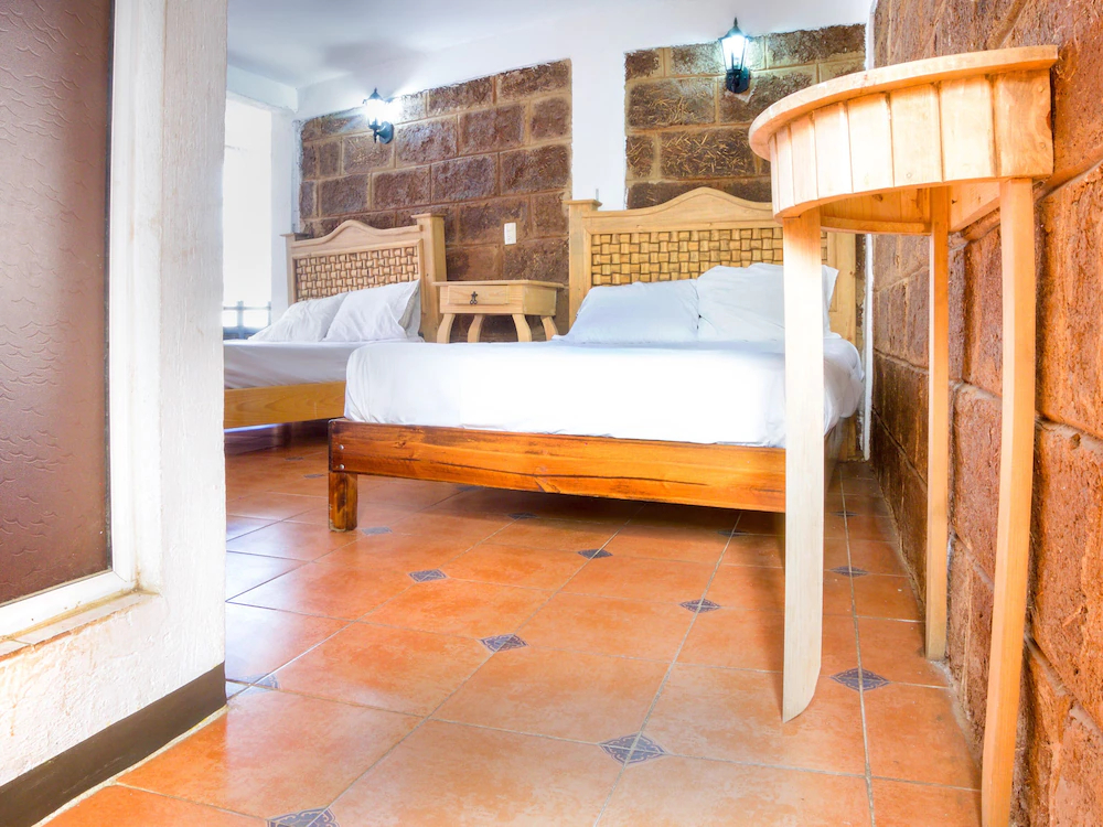 Hotel Del Centro by OYO Rooms