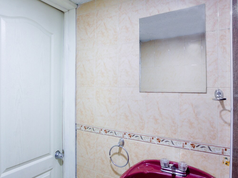 Hotel Del Centro by OYO Rooms