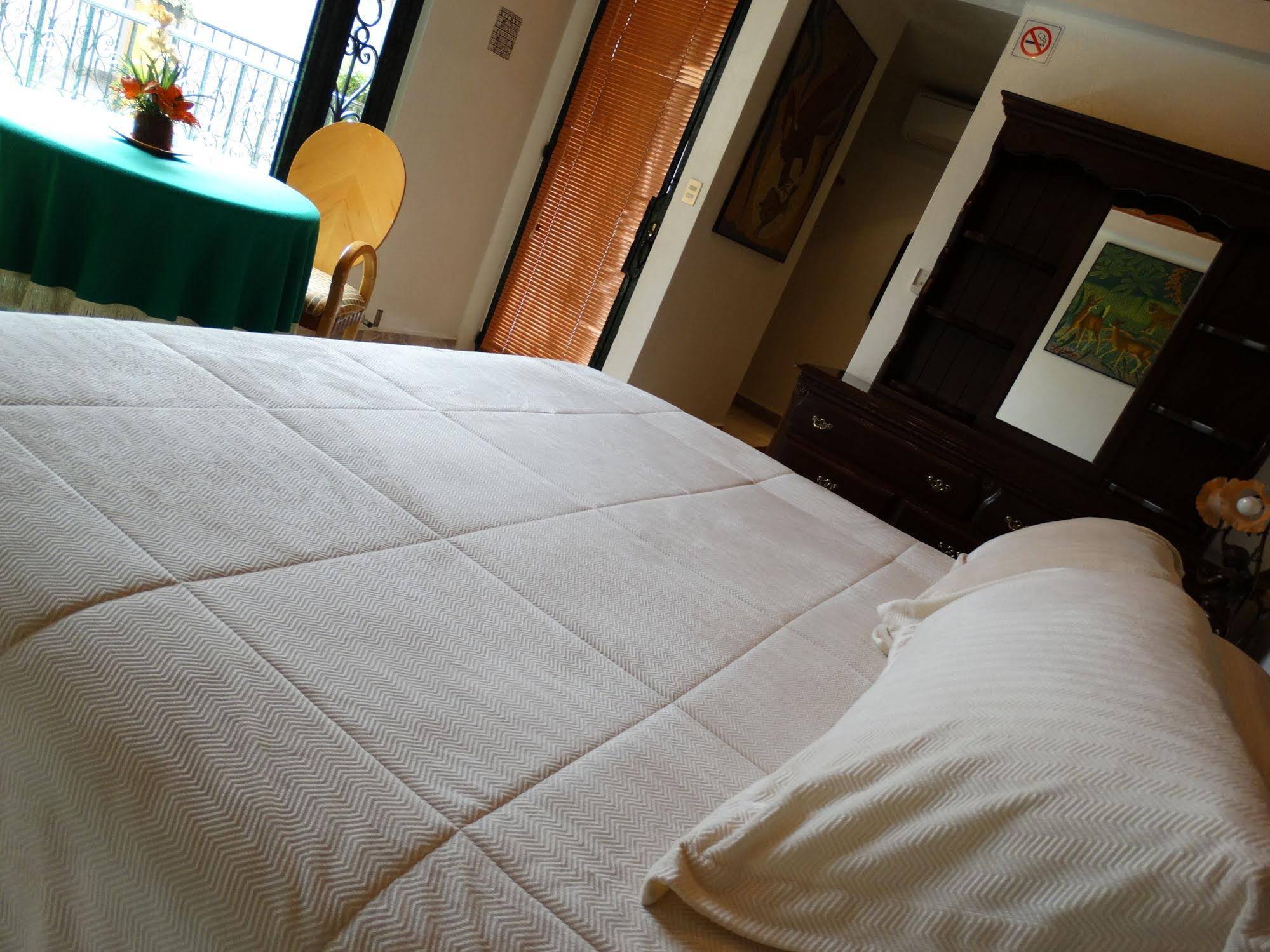 Paraiso Hotel Garden and Spa