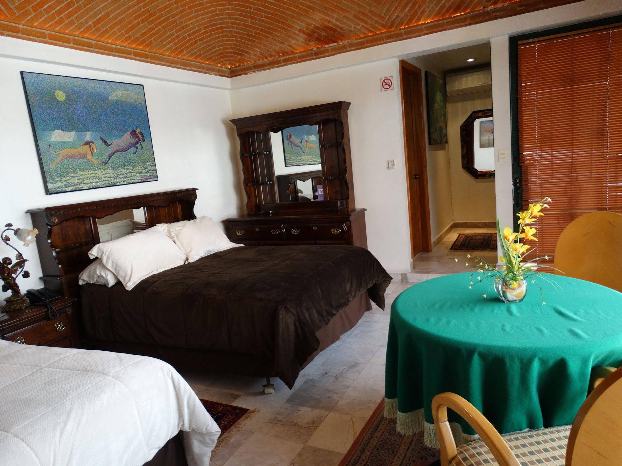 Paraiso Hotel Garden and Spa