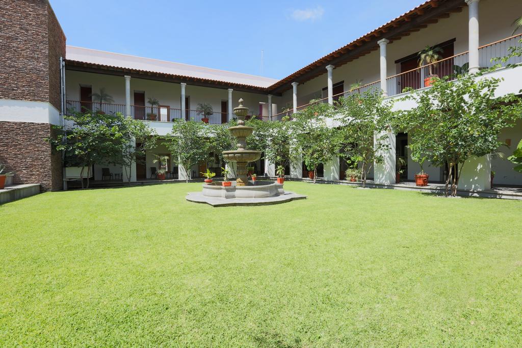 Radisson Hotel Quinta Rubelinas Cuernavaca