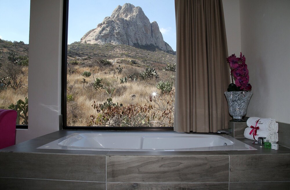 Hotel Centenario Los Arroyitos