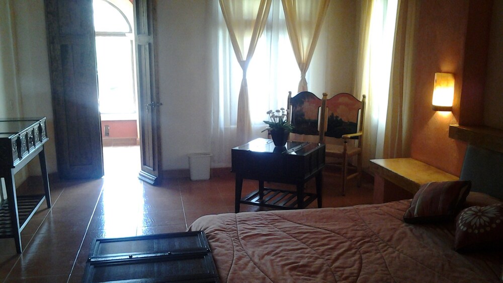 Hotel Centenario Los Arroyitos