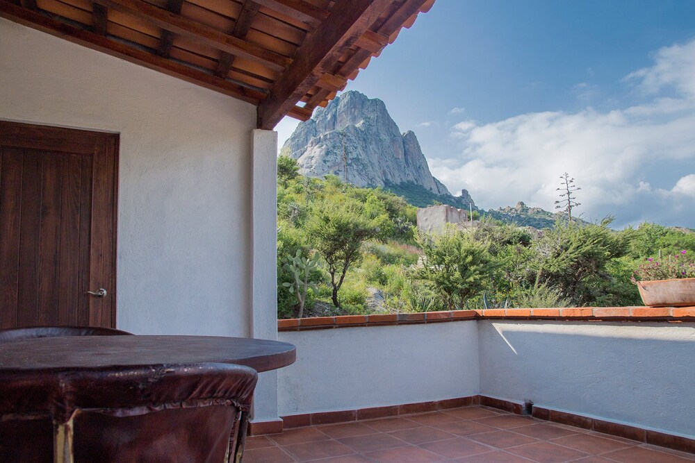 Hotel Centenario Los Arroyitos