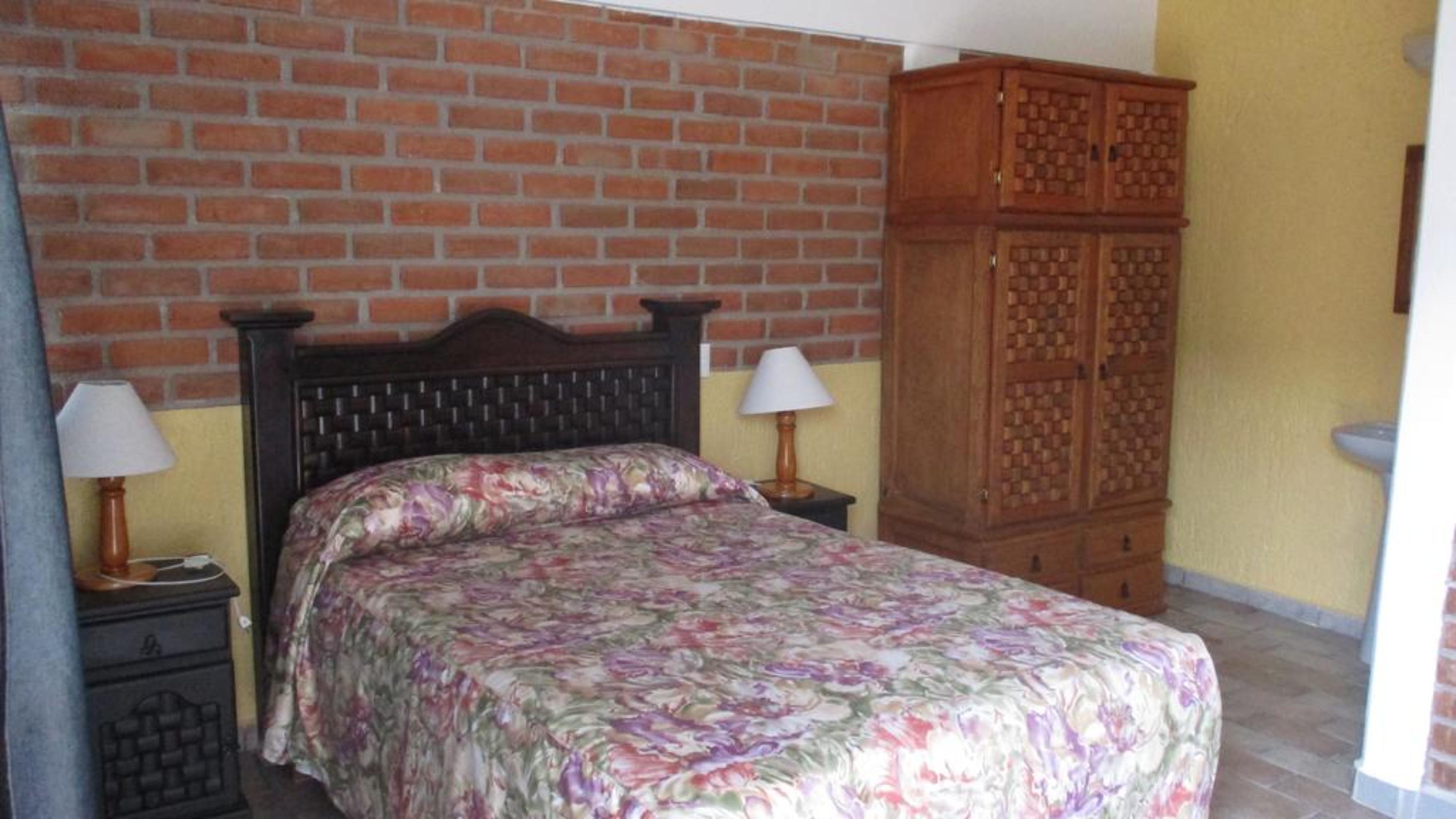 Hotel Villa Monarca Inn