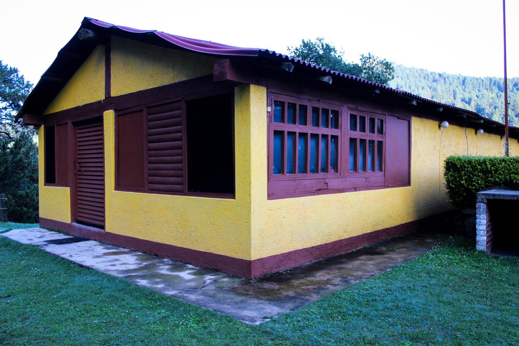 Los Vagones Cabanas Restaurante Bar