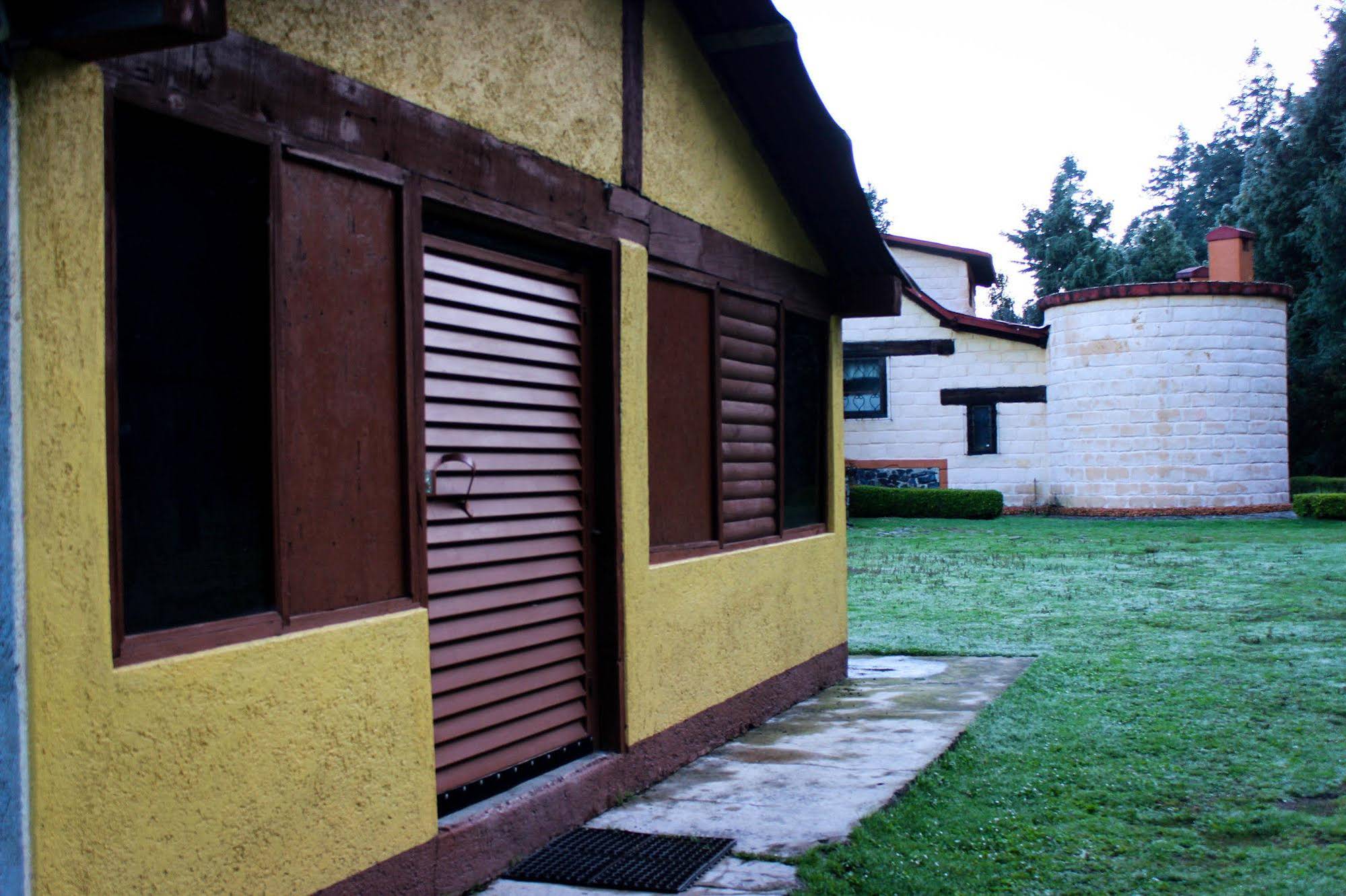 Los Vagones Cabanas Restaurante Bar