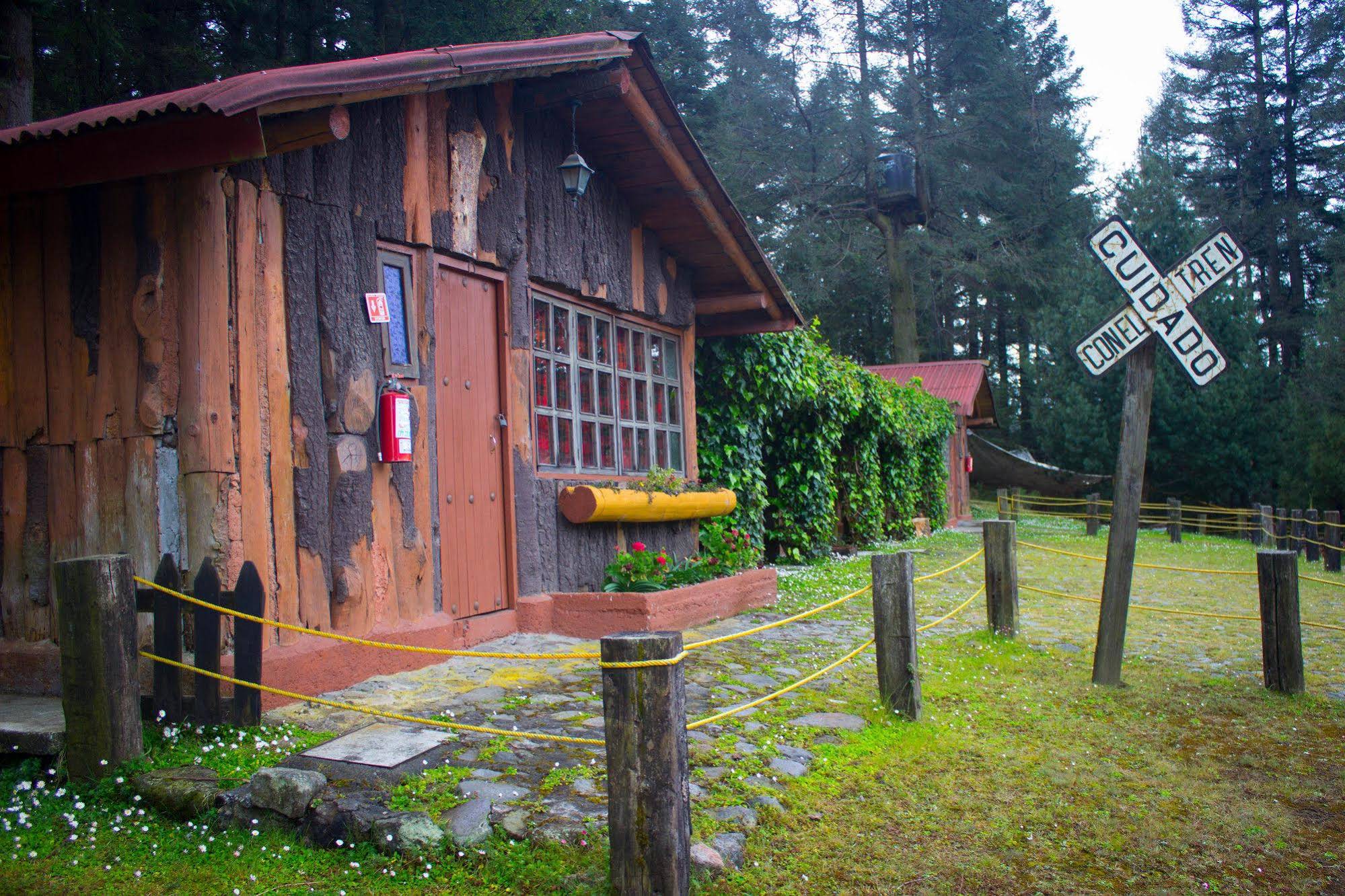 Los Vagones Cabanas Restaurante Bar