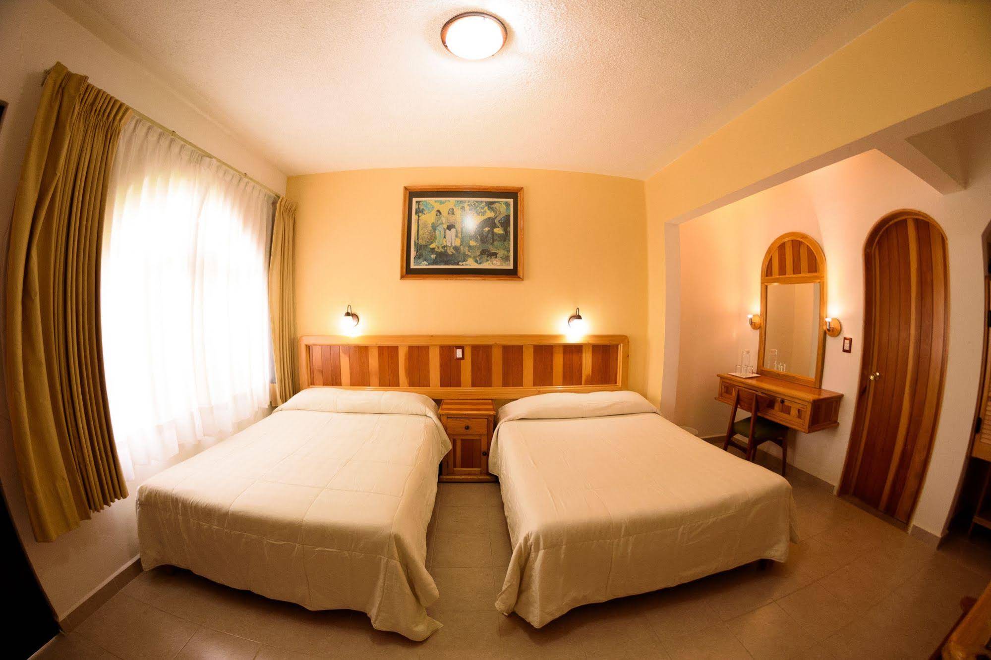 Hotel Bungalows Lolita