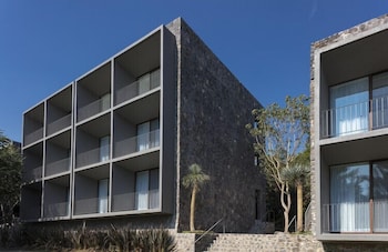 Hotel Huayacán
