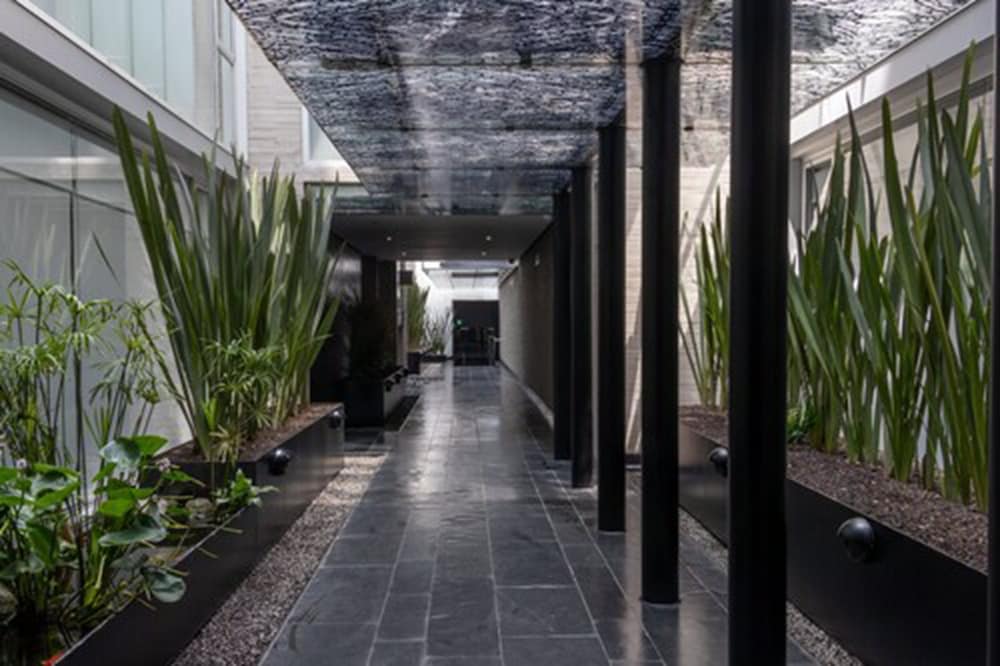 AR 218 Hotel