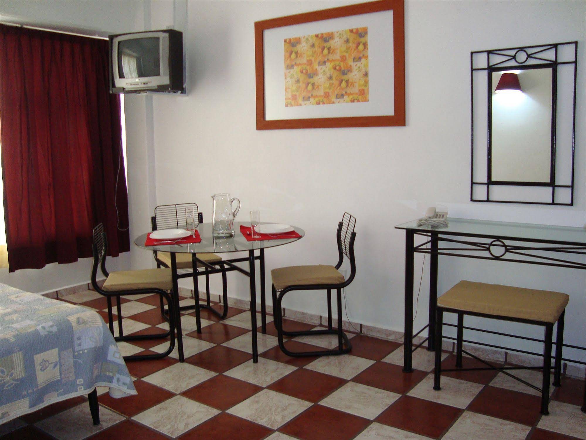 Avilla Apartamentos