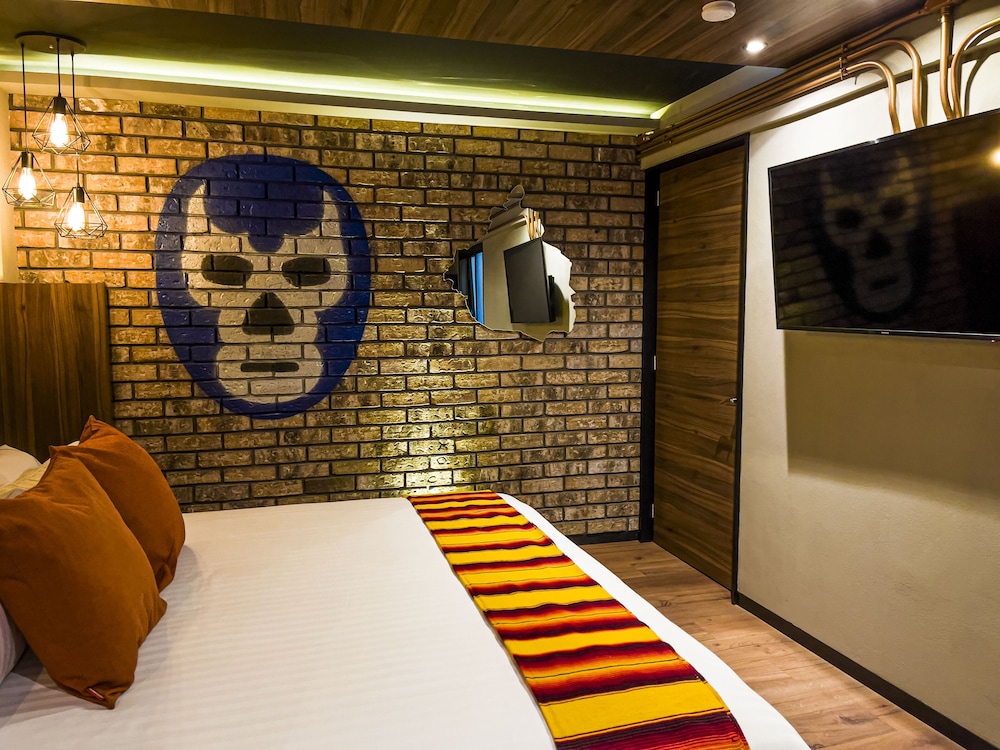 Cadillac Hotel Boutique