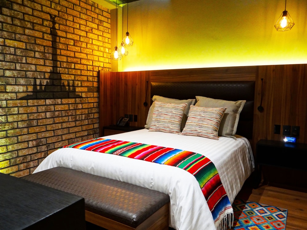 Cadillac Hotel Boutique