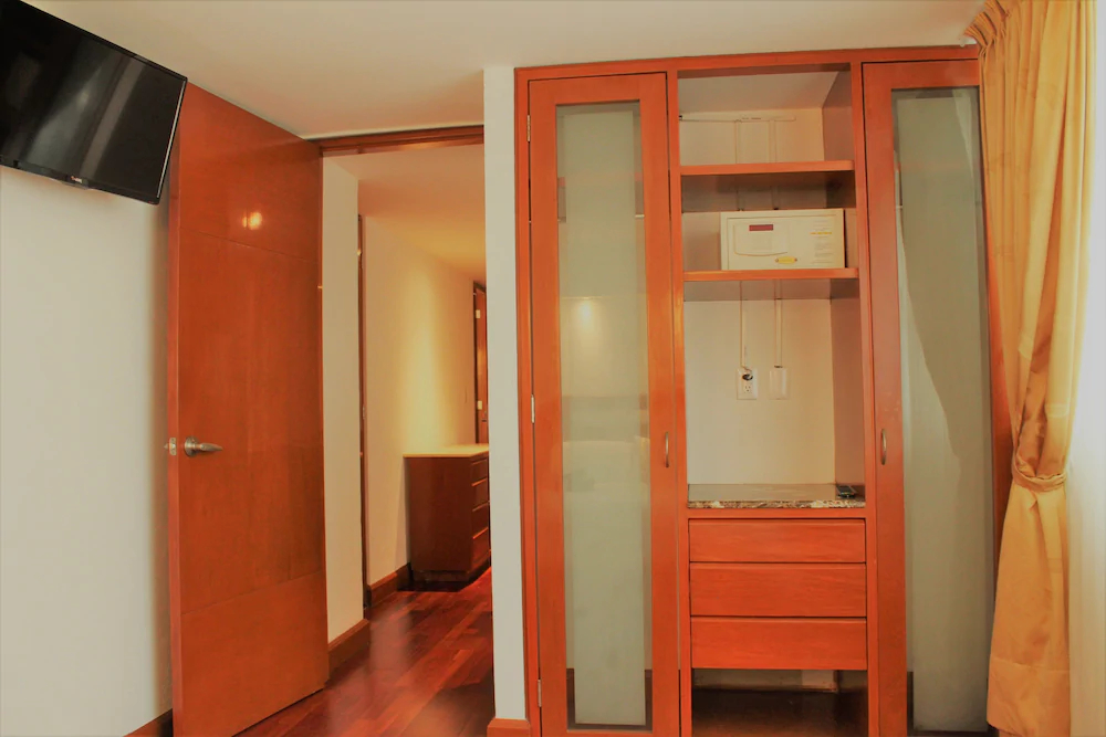 Condesa Suites