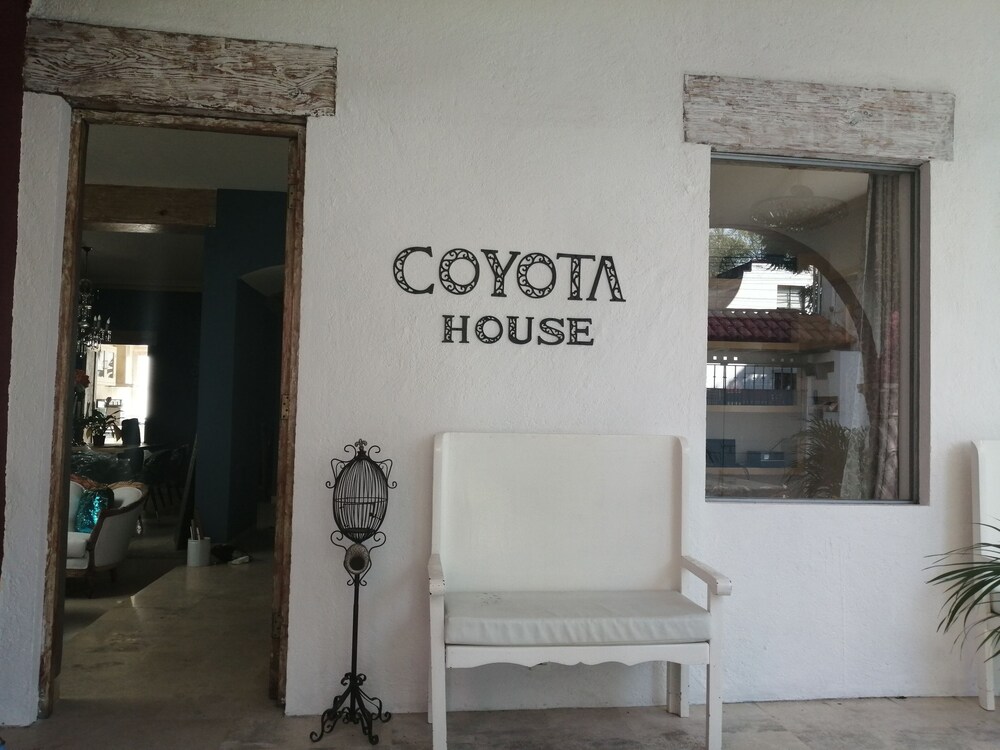 Coyota House by OYO Rooms