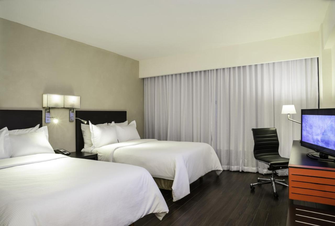 Fiesta Inn Centro Histórico