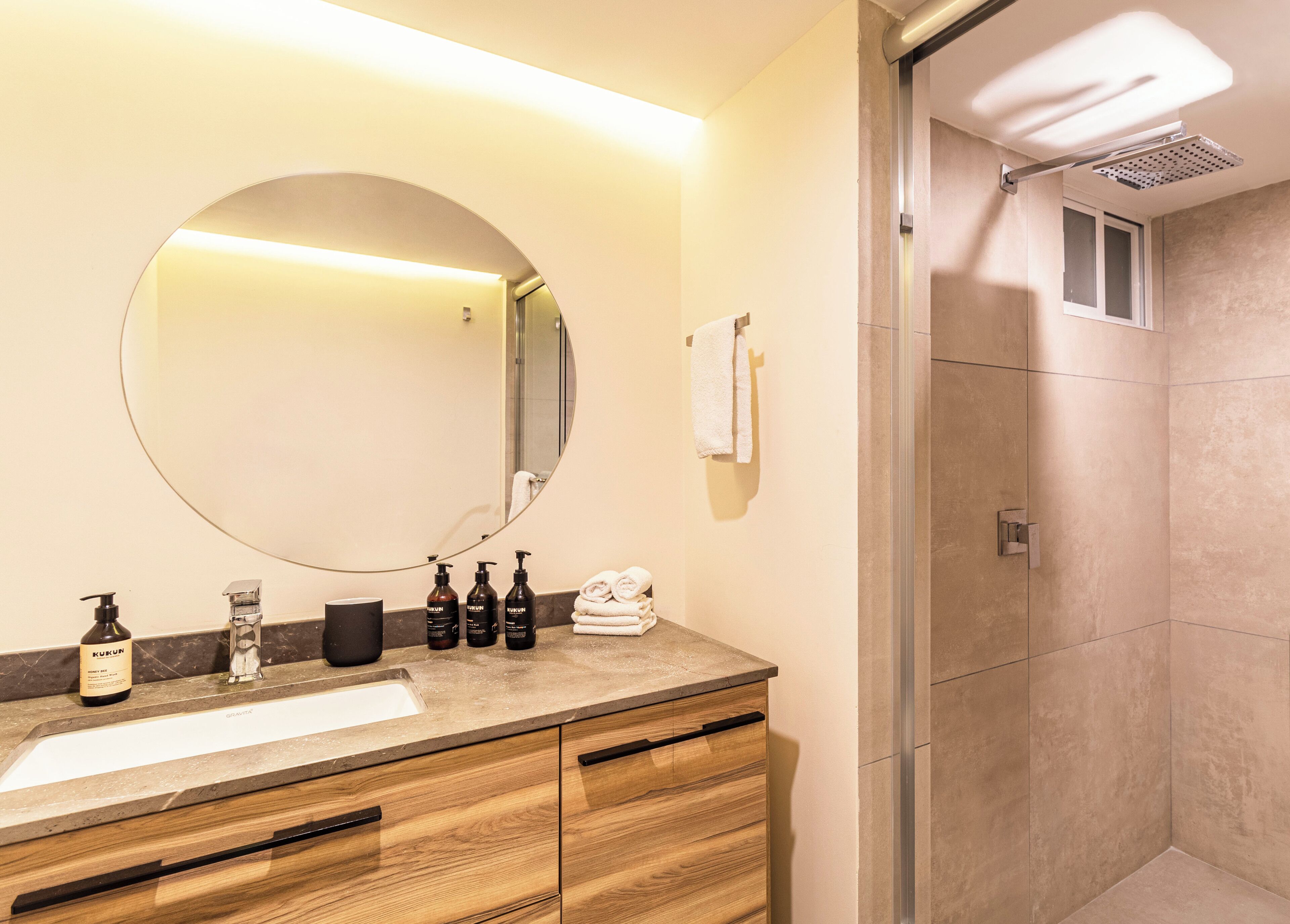 Grand Chapultepec by Kukun