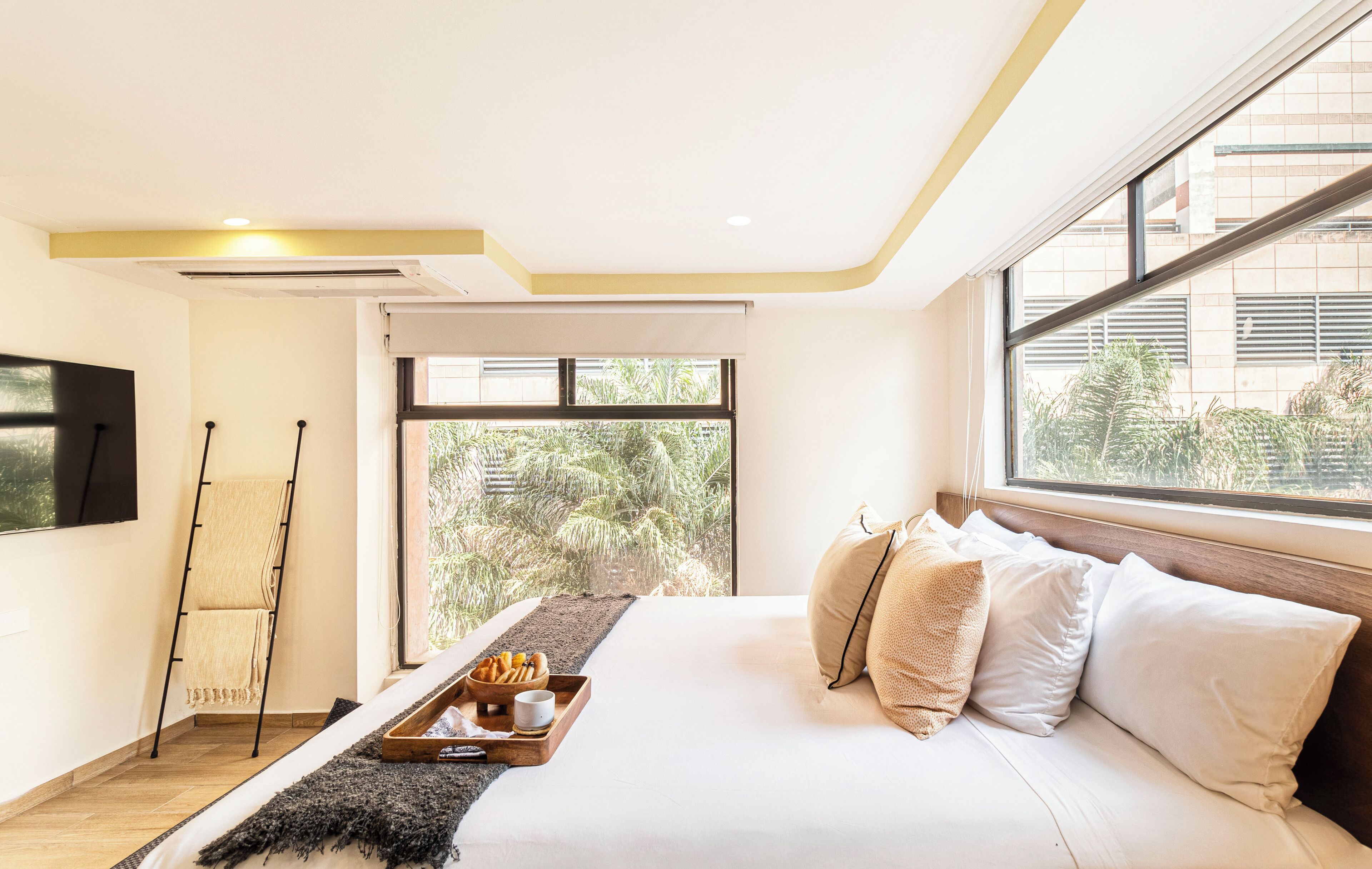 Grand Chapultepec by Kukun