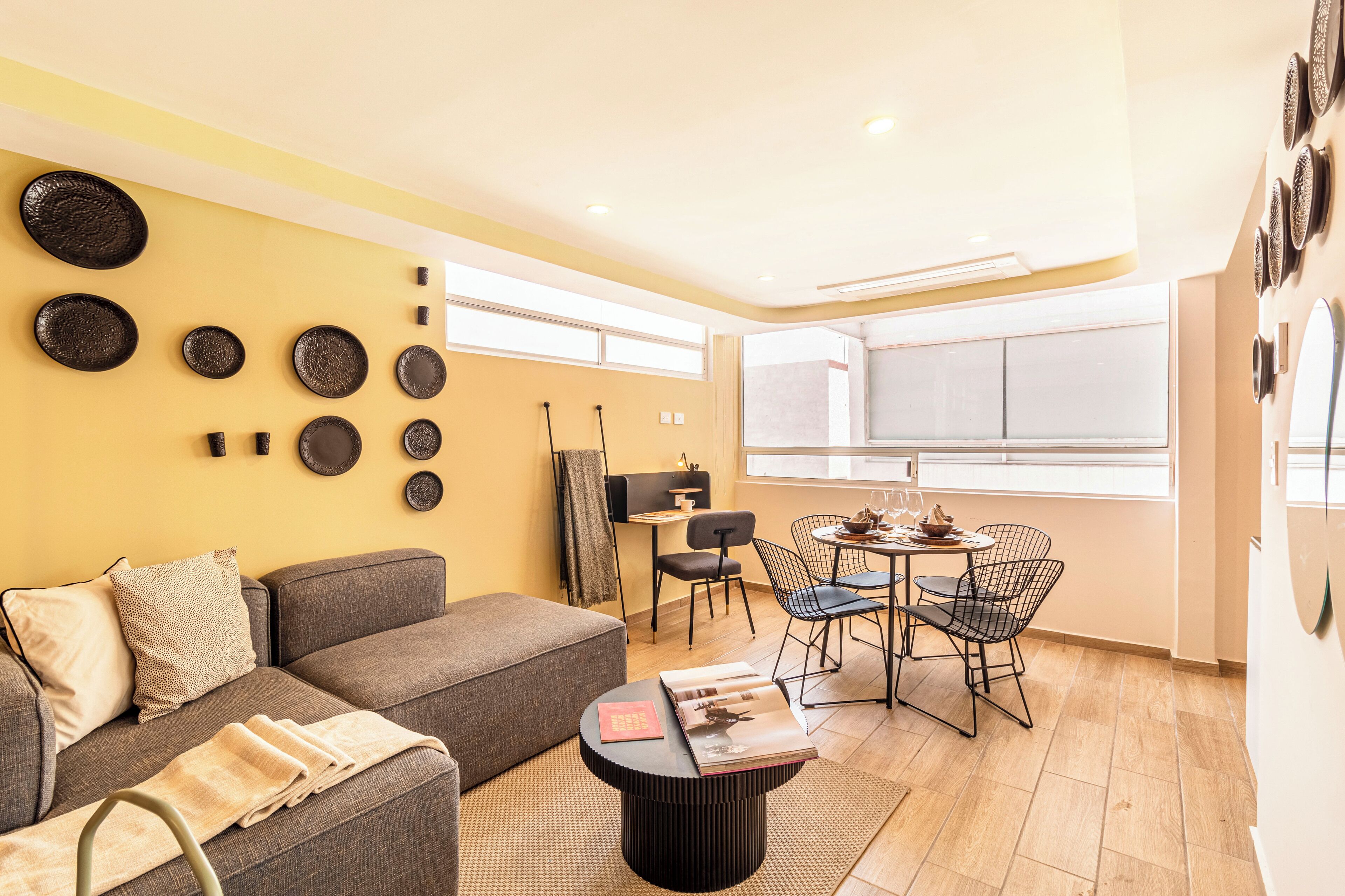 Grand Chapultepec by Kukun